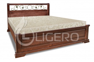 Кровать Эстель с ковкой из массива сосны