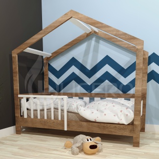 Кровать детская Домик с оградой из массива сосны