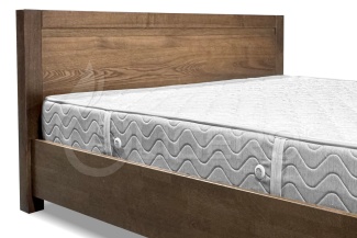 Кровать Марко из массива дуба