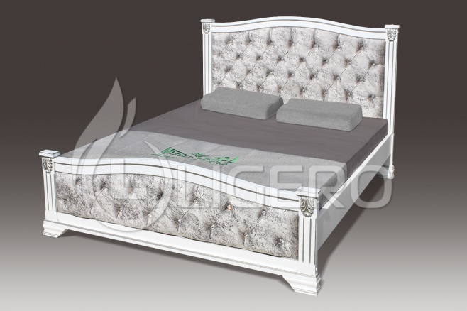 Кровать Азалия со стразами из массива дуба
